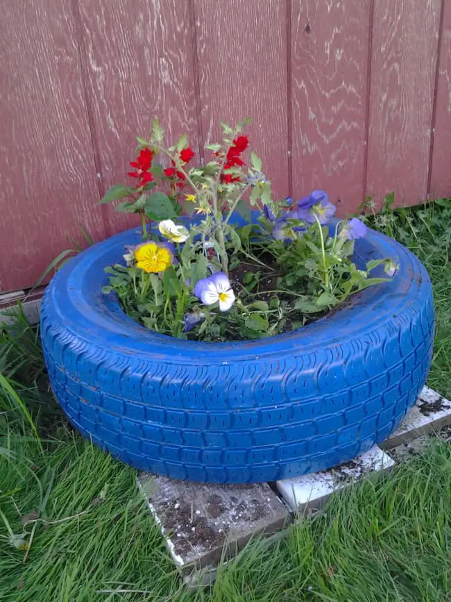 Tire Planter Ideas