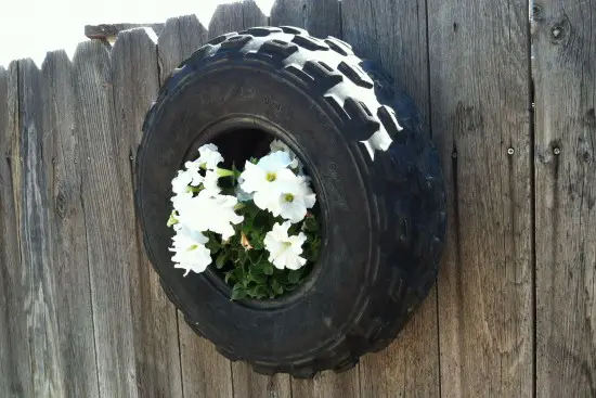 Tire Planter Ideas