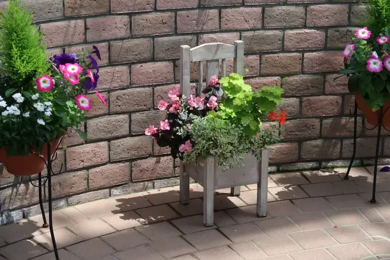 Stuhl Blumengarten