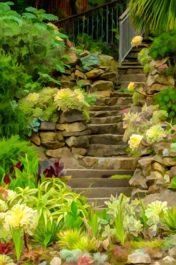 17 Hillside Landscaping Ideas to Beautify Your Hillside ...