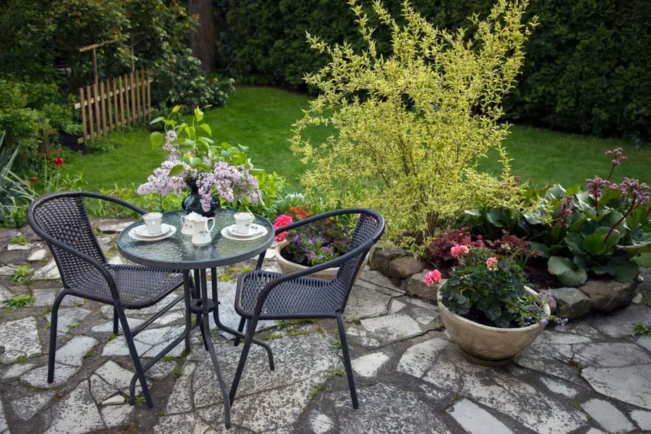 How To Make Small Backyards Look Bigger, How Do You Make A Small Patio Look Good