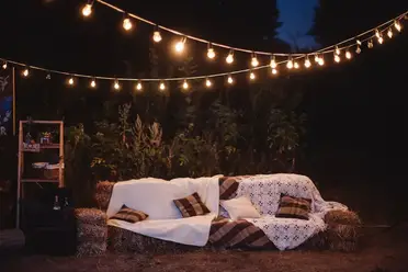 How To Hang String Lights In Your Backyard Without Trees 2021 - How To Hang Fairy Lights Without Ceiling
