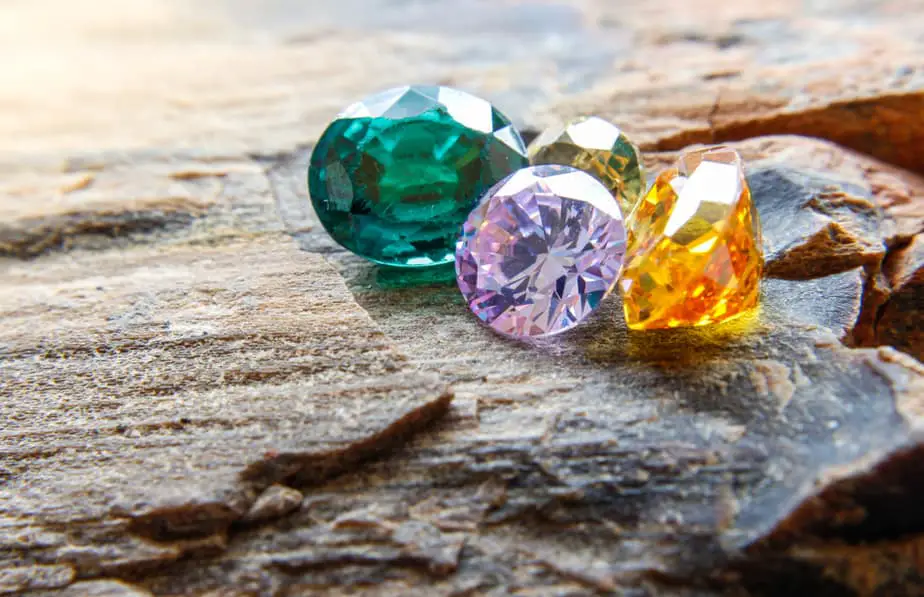 How To Find Gemstones In Your Backyard Complete Guide 2020